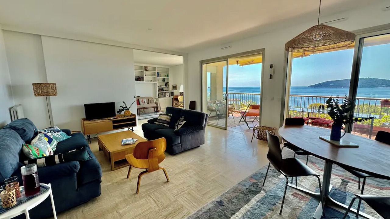 Photo of Livingroom in Le Mourillon