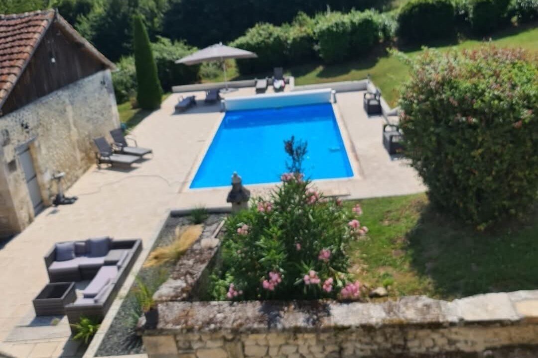Photo of Outdoor in Champagne-et-Fontaine
