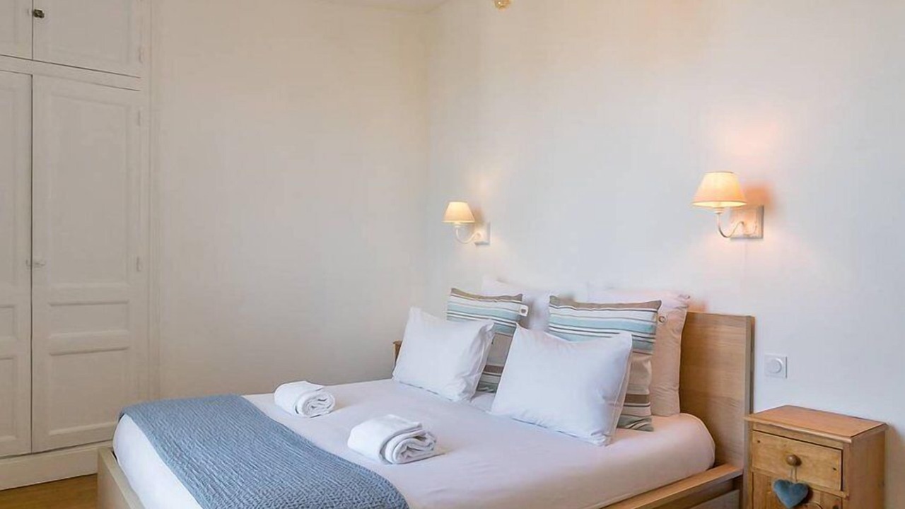Photo of Bedroom in Montchapet