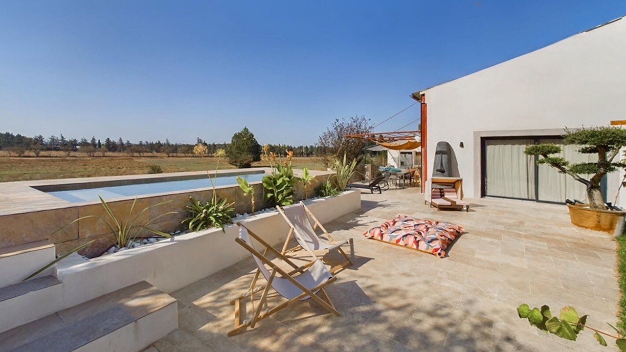 Photo of Outdoor in Eyragues
