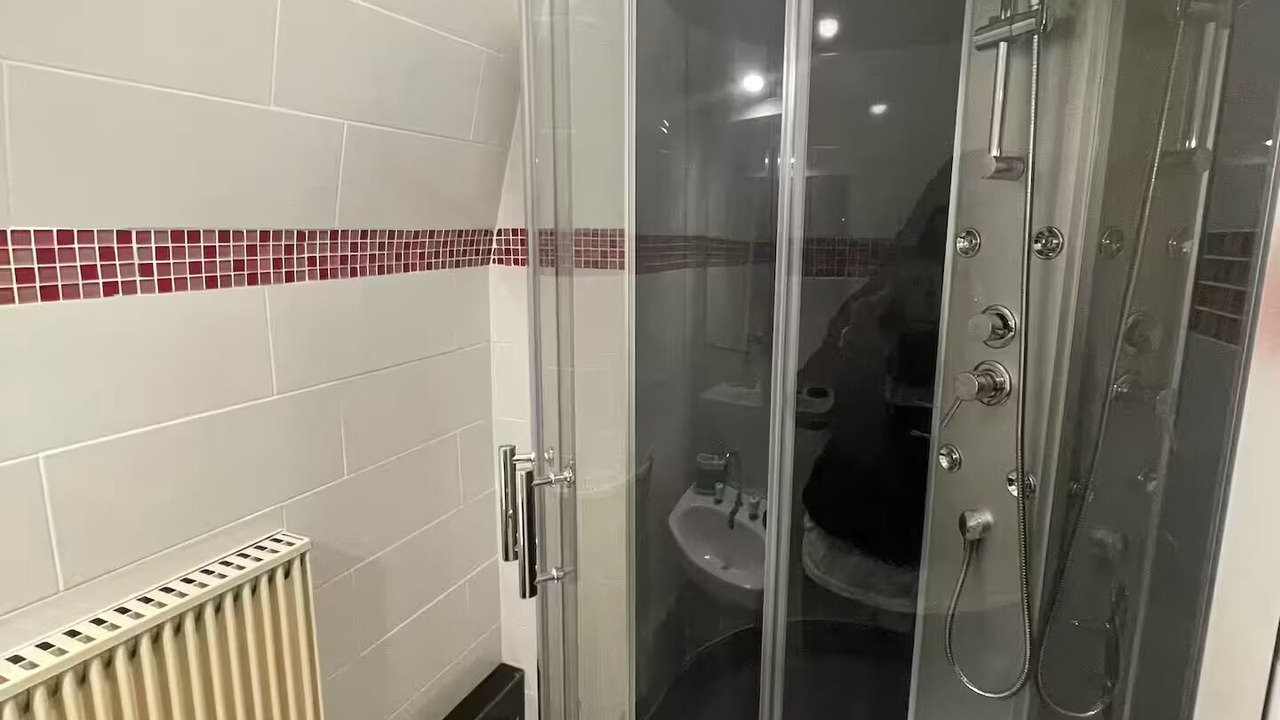 Photo of Bathroom in Garchizy