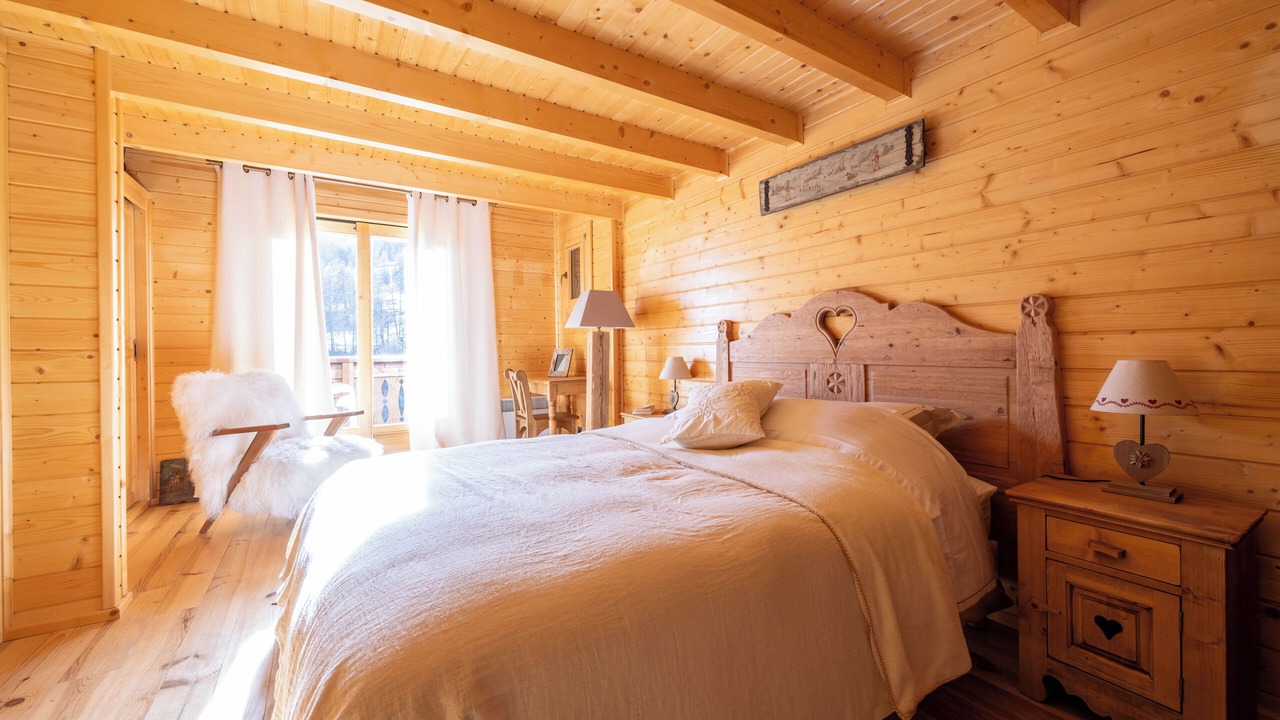Photo of Bedroom in Saint-Etienne-de-Tinee