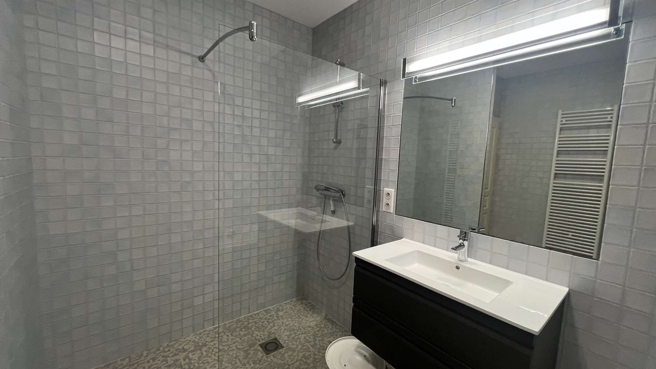Photo of Bathroom in Soulac-sur-Mer