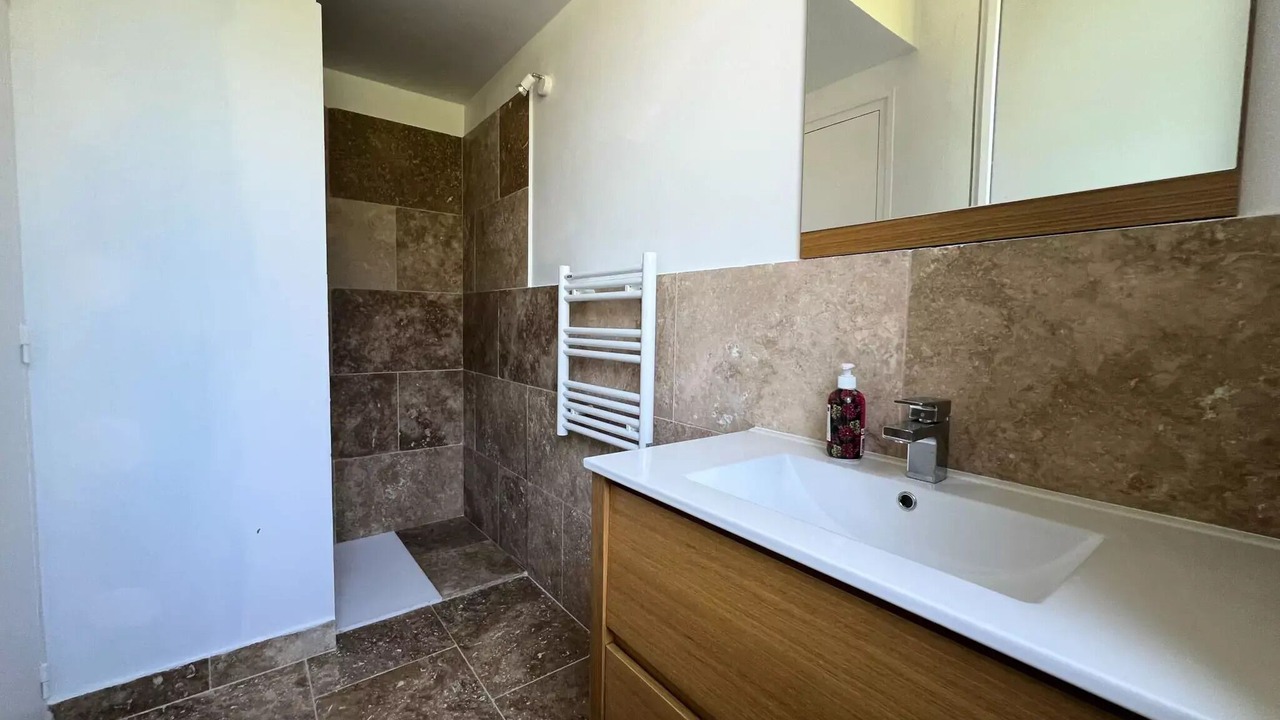 Photo of Bathroom in Montigny-en-Morvan