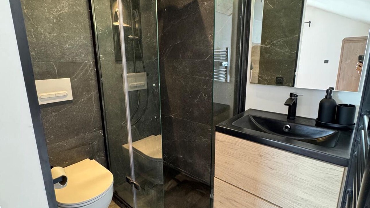 Photo of Bathroom in Saint-Etienne-de-Tinee