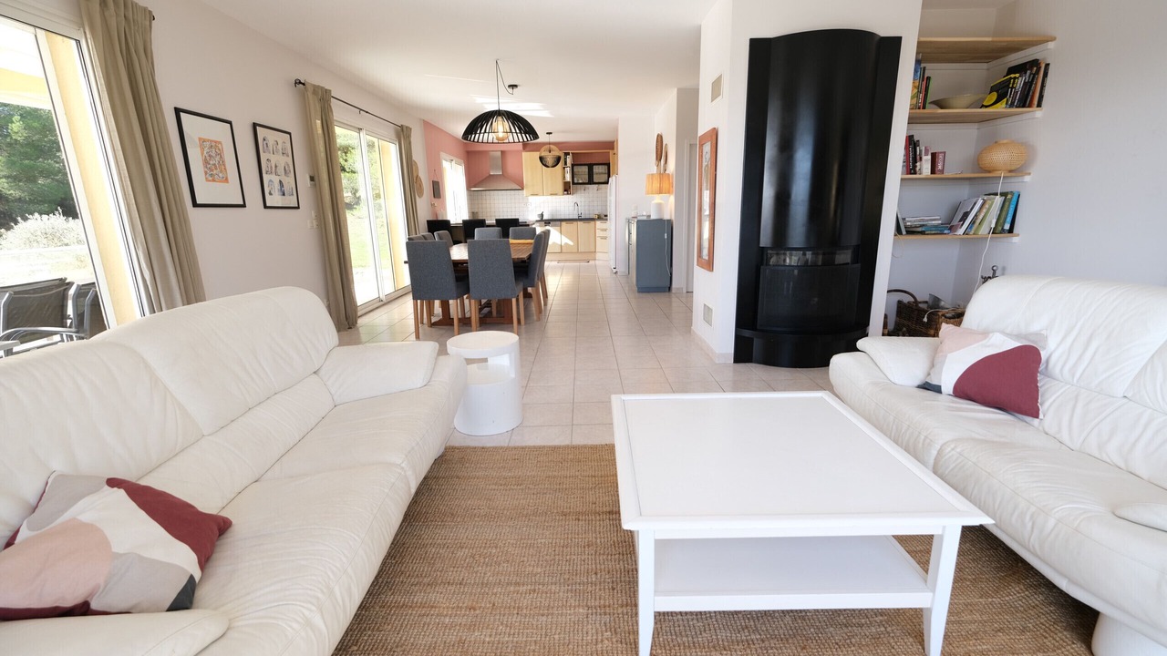 Photo of Livingroom in Aureille