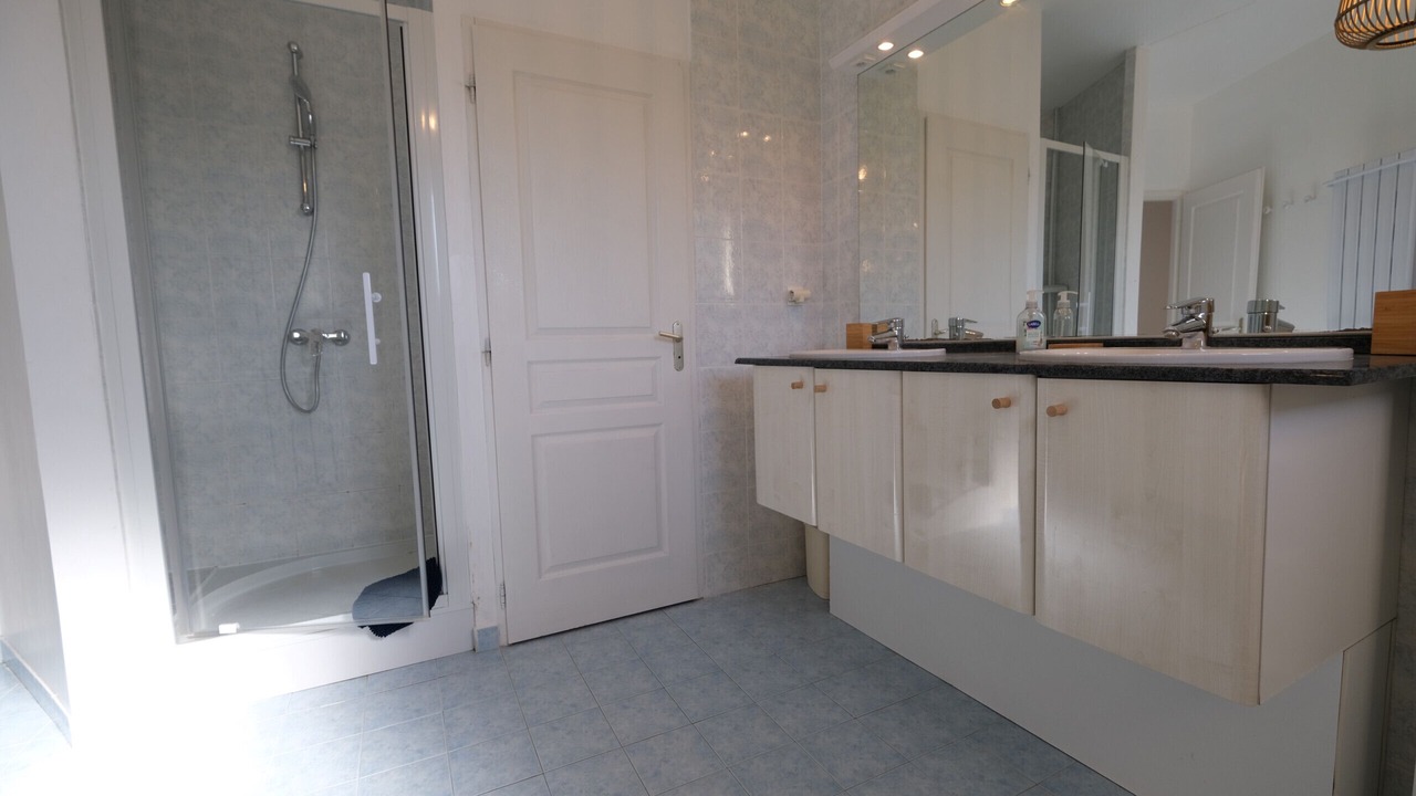 Photo of Bathroom in Aureille