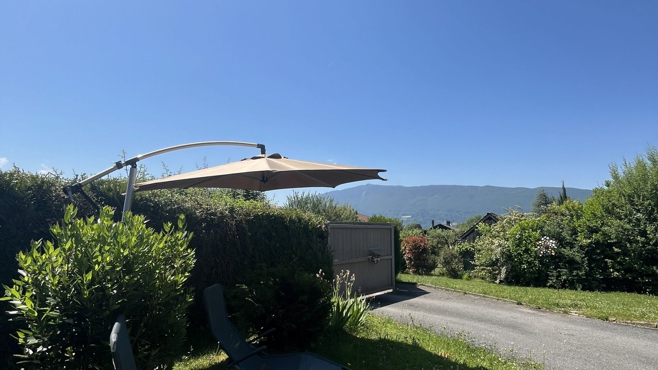 Photo of Outdoor in Menthon-Saint-Bernard