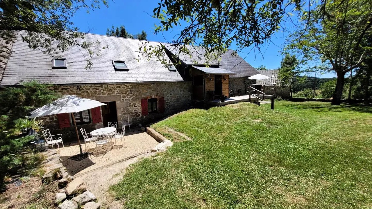 Photo of Outdoor in Saint-Yrieix-le-Dejalat