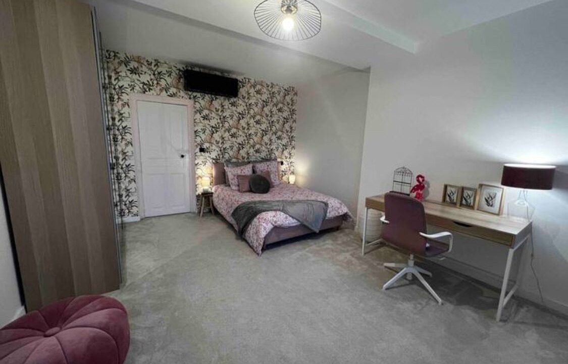 Photo of Bedroom in Moulins
