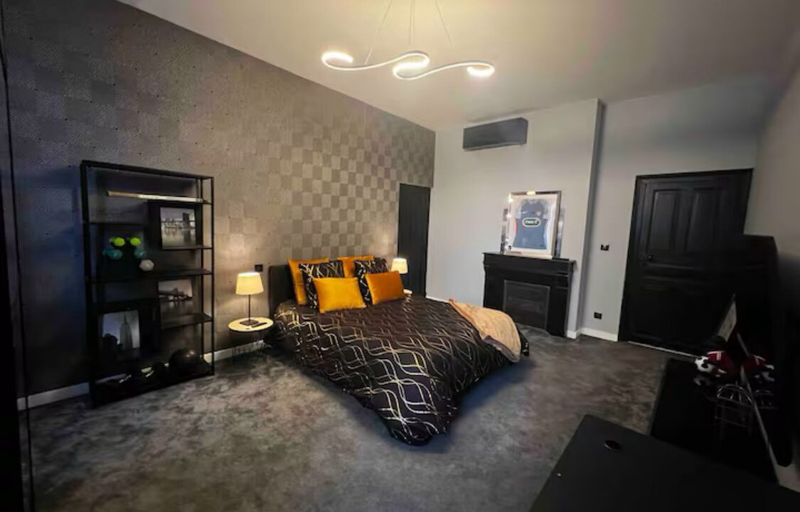 Photo of Bedroom in Moulins