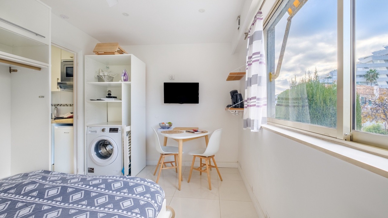 Photo of Bedroom in Villeneuve Loubet Beach