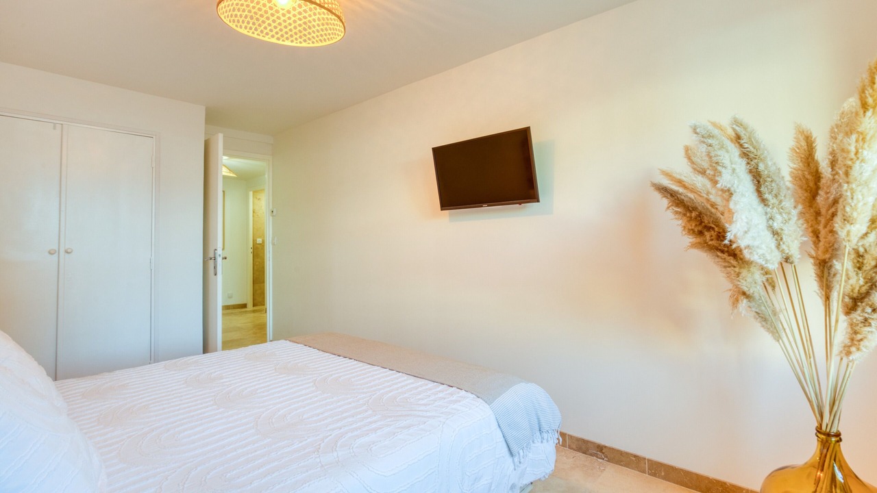 Photo of Bedroom in Aigues-Mortes