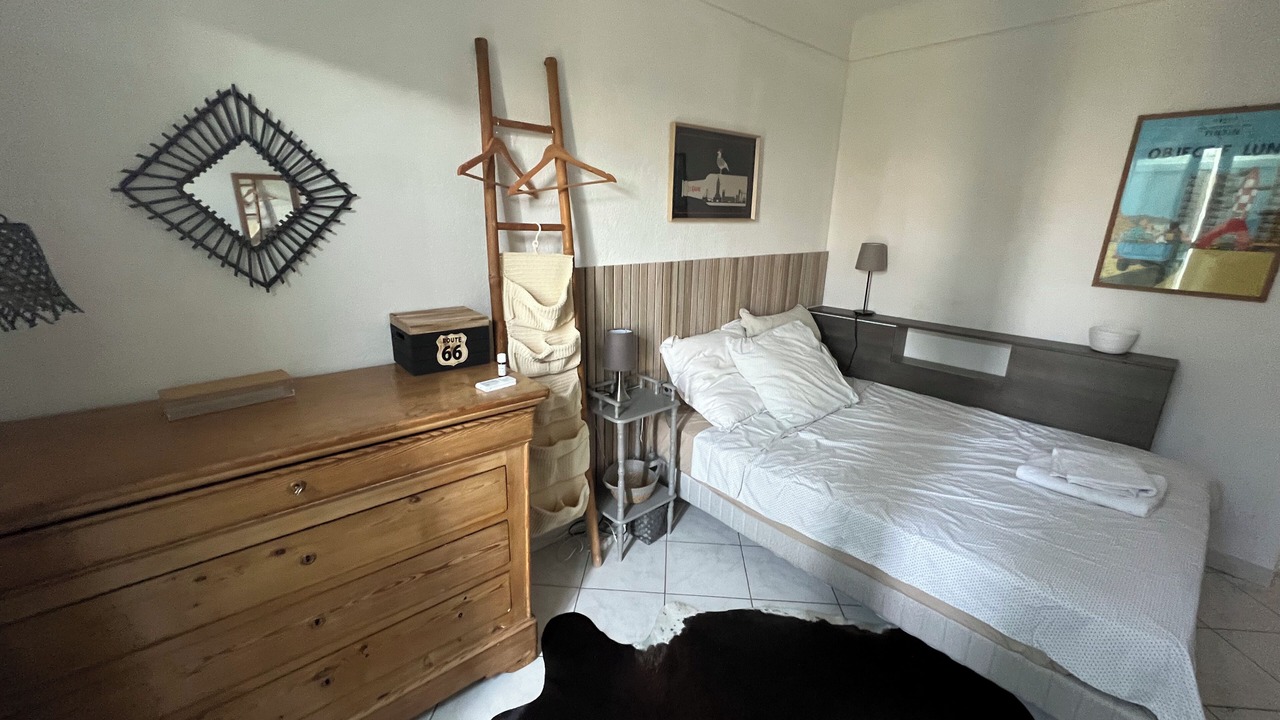Photo of Bedroom in La Cadiere-d'Azur