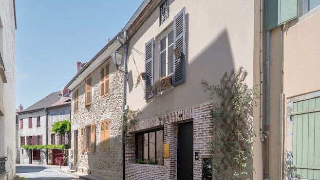 Photo of Outdoor in Cusset