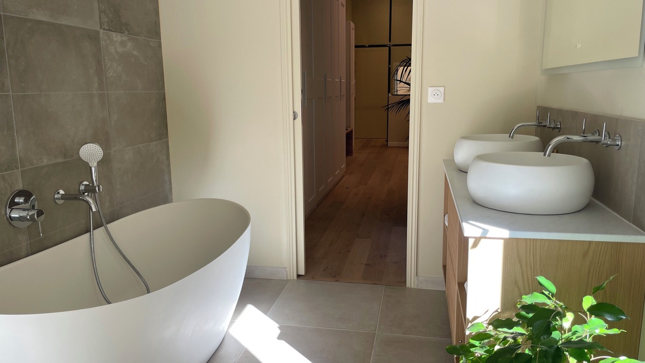 Photo of Bathroom in Aix-en-Provence Historic Centre
