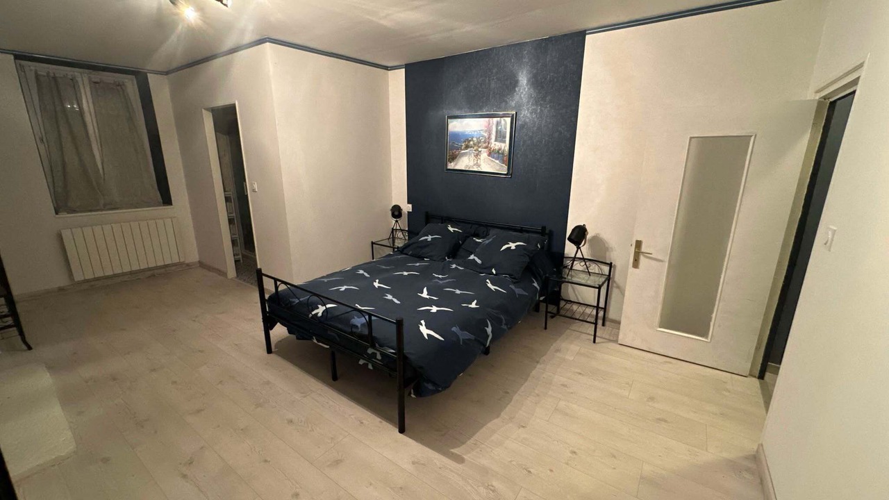 Photo of Bedroom in Gevrey-Chambertin