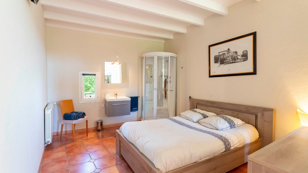 Photo of Bedroom in Caumont-sur-Durance