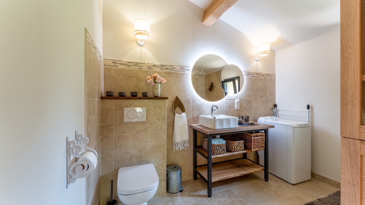Photo of Bathroom in Malaucene