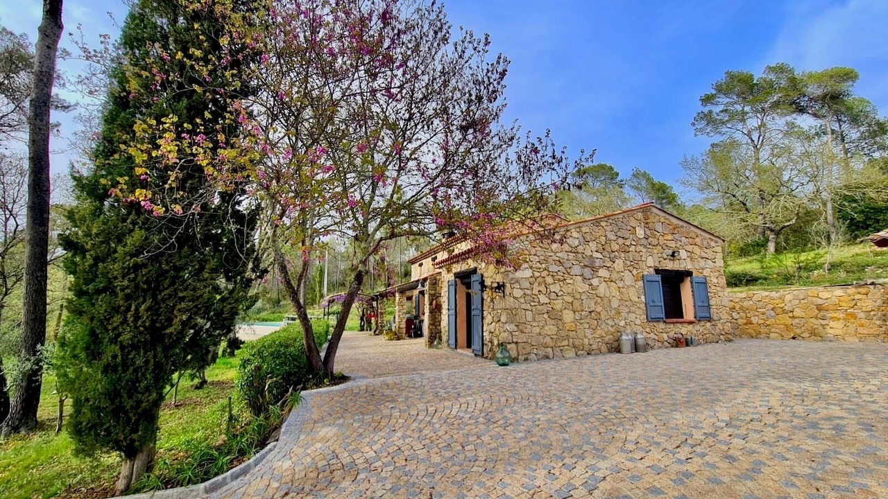 Photo of Outdoor in Saint-Paul-en-Foret