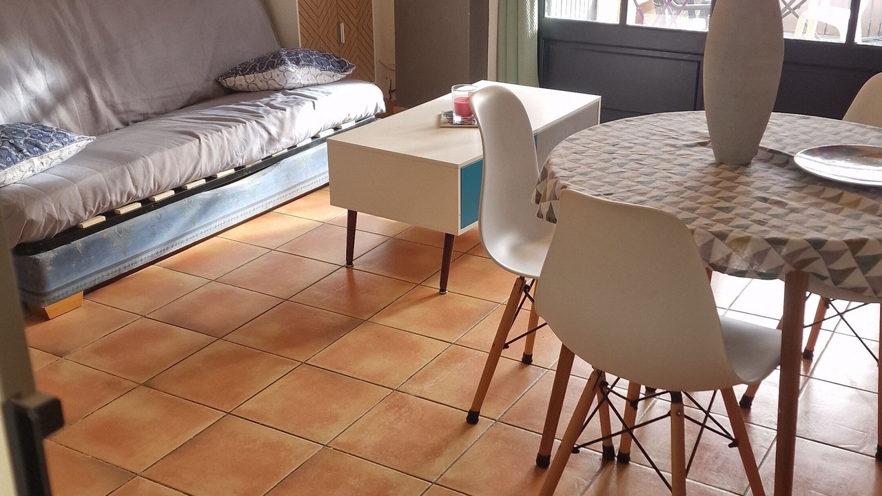 Photo of Livingroom in Mouries