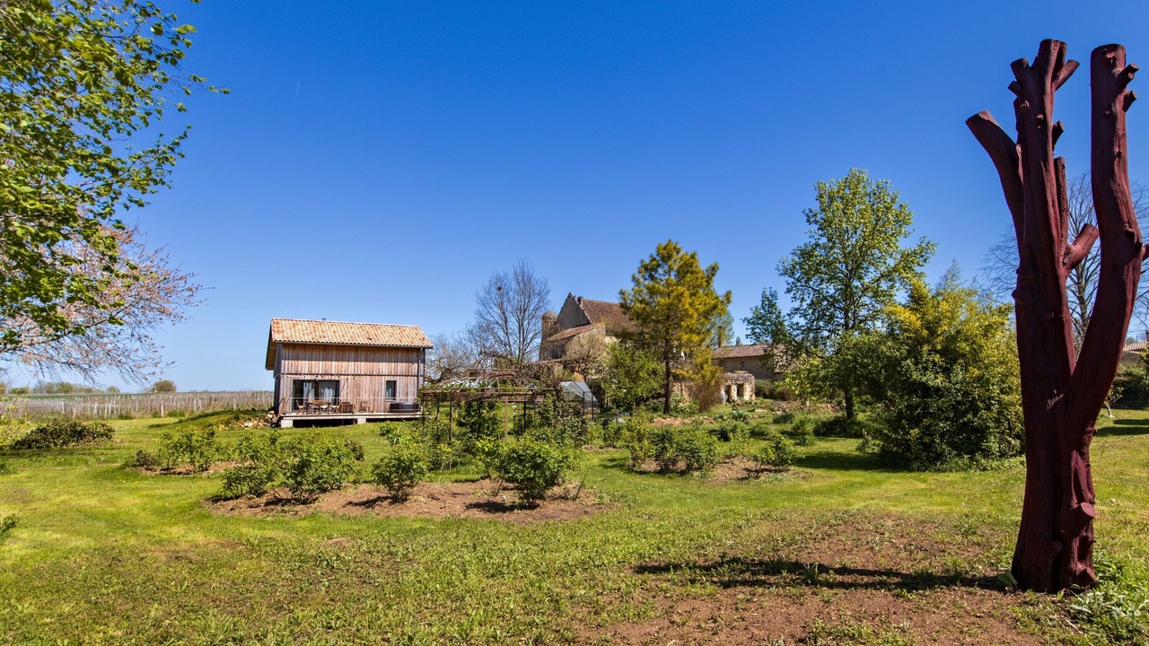 Photo of Outdoor in Guillac