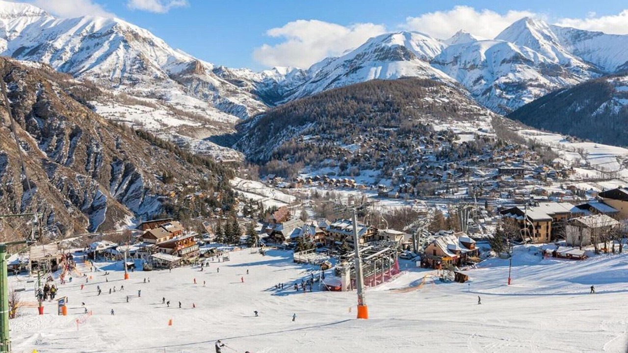Photo of Others in Allos