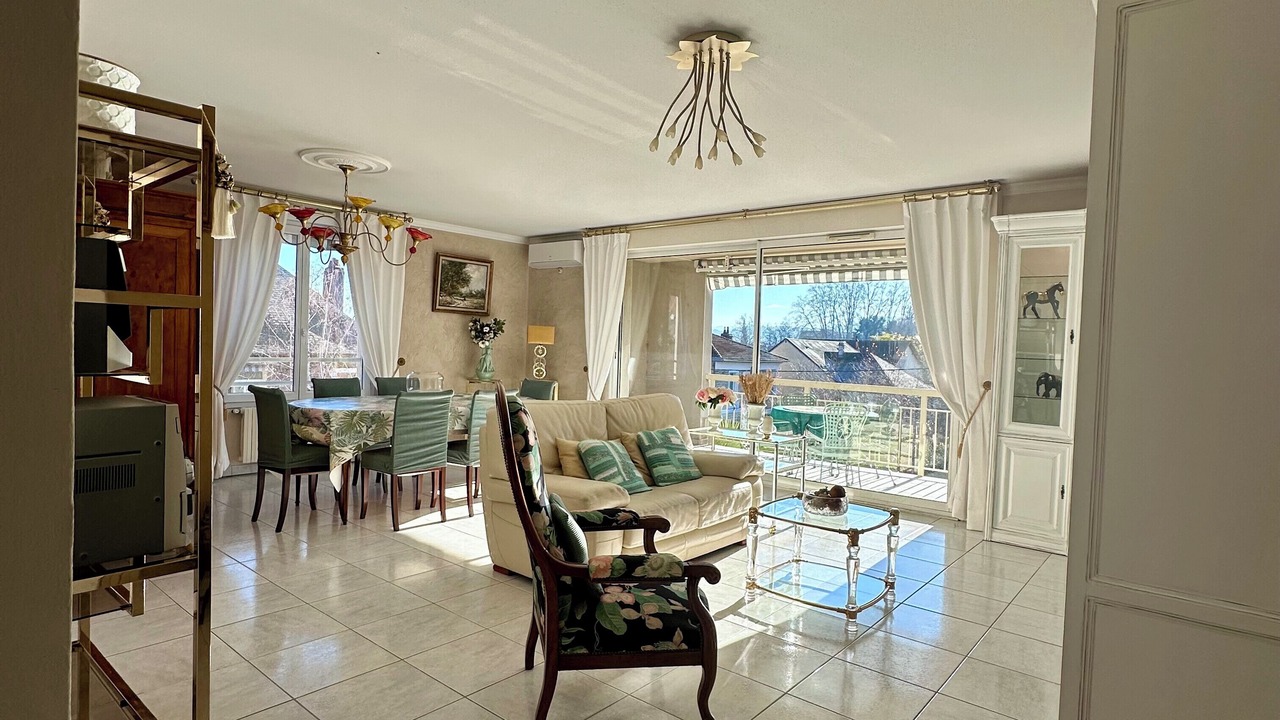 Photo of Livingroom in Brive-la-Gaillarde