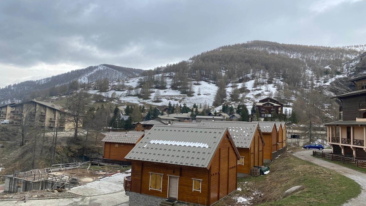 Photo of Others in Allos