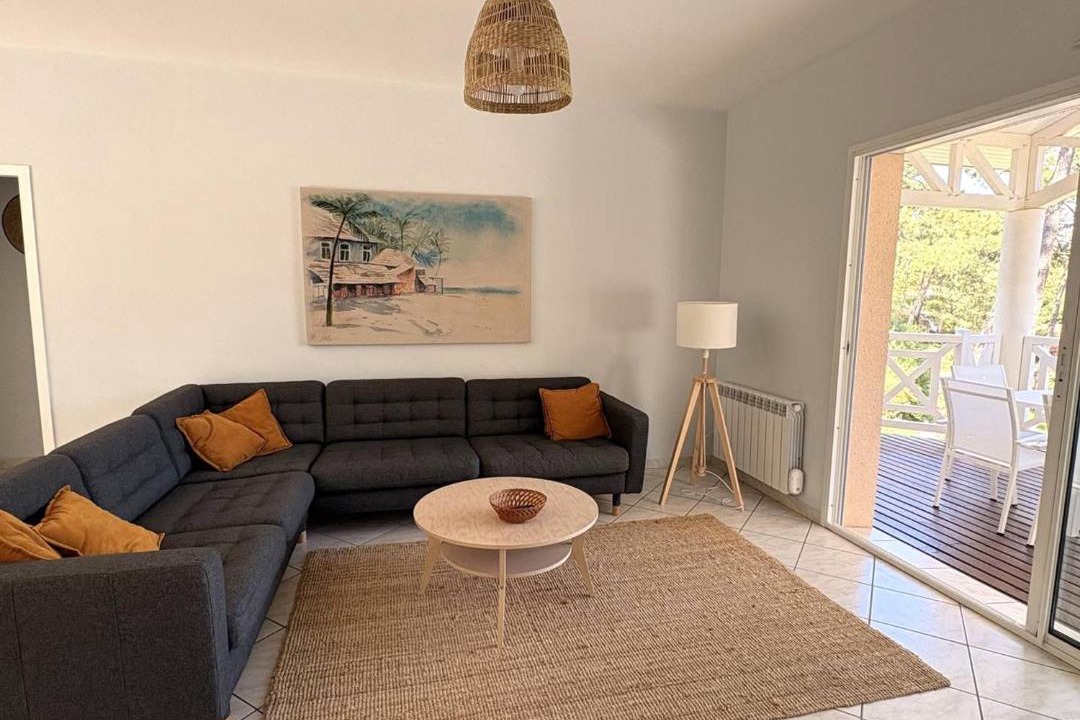 Photo of Livingroom in Le Canon