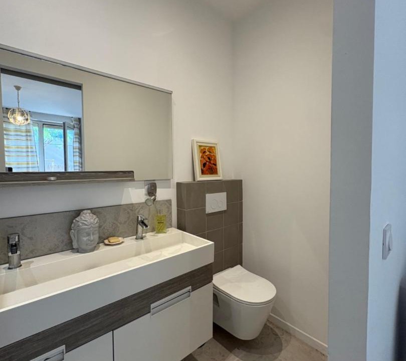 Photo of Bathroom in Golfe Juan