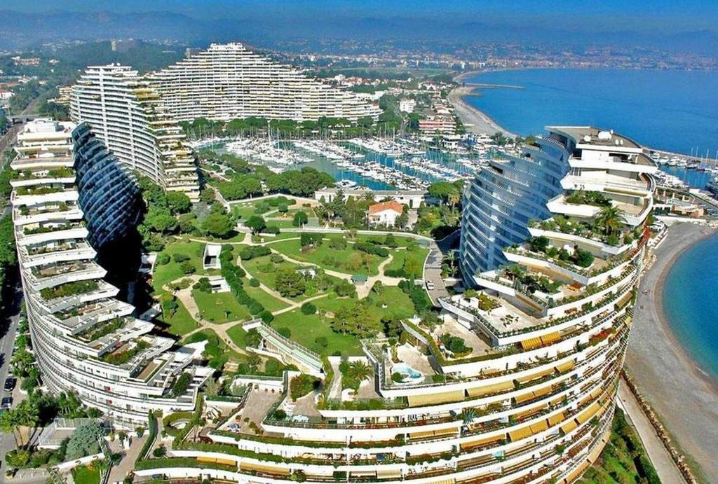 Photo of Others in Villeneuve Loubet Beach