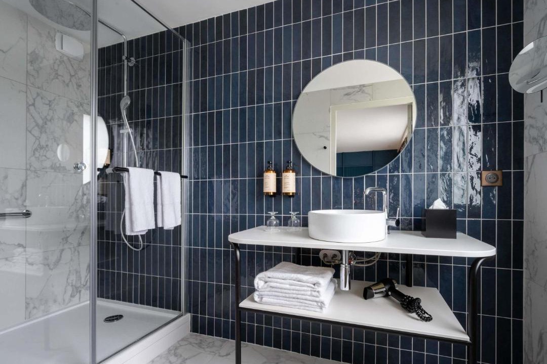 Photo of Bathroom in La Rochelle City Centre
