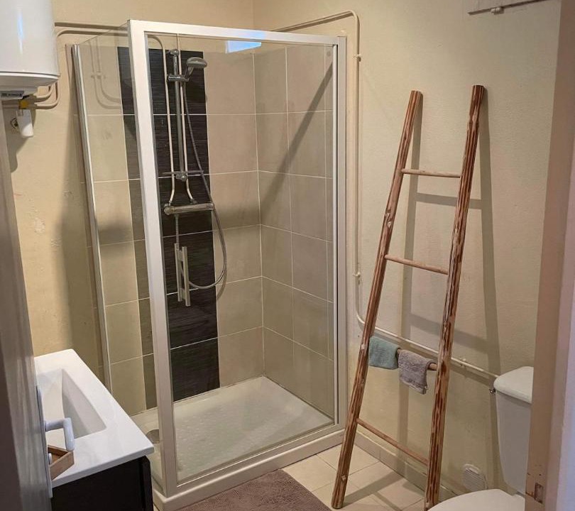 Photo of Bathroom in Limanton
