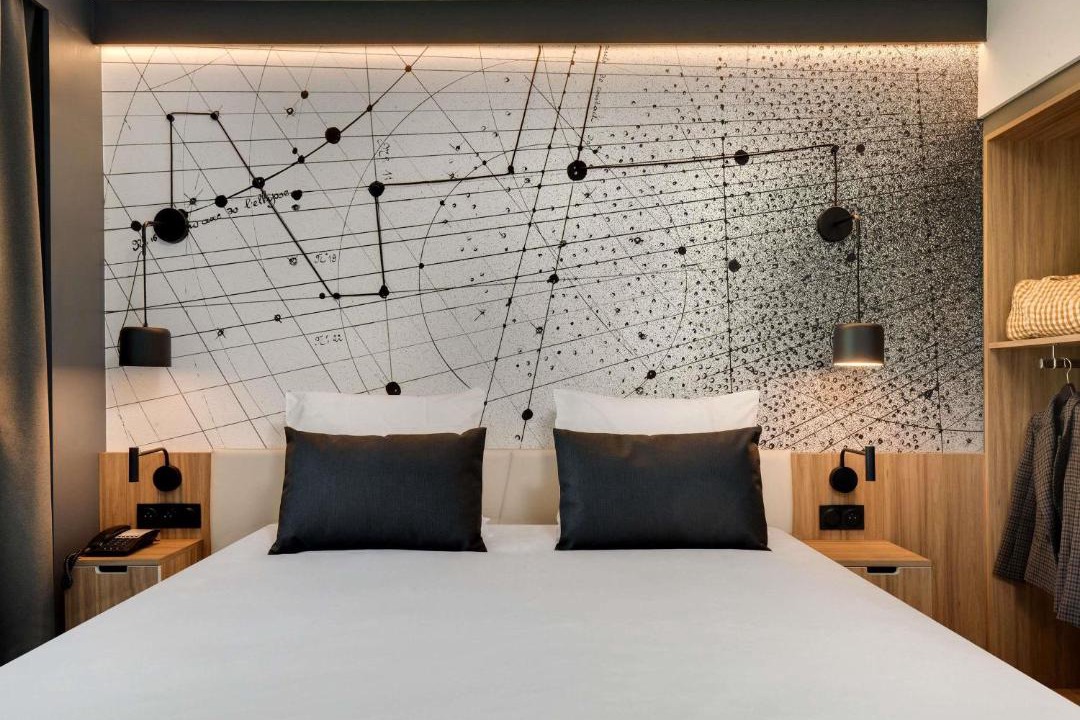 Photo of Others in Antigone
