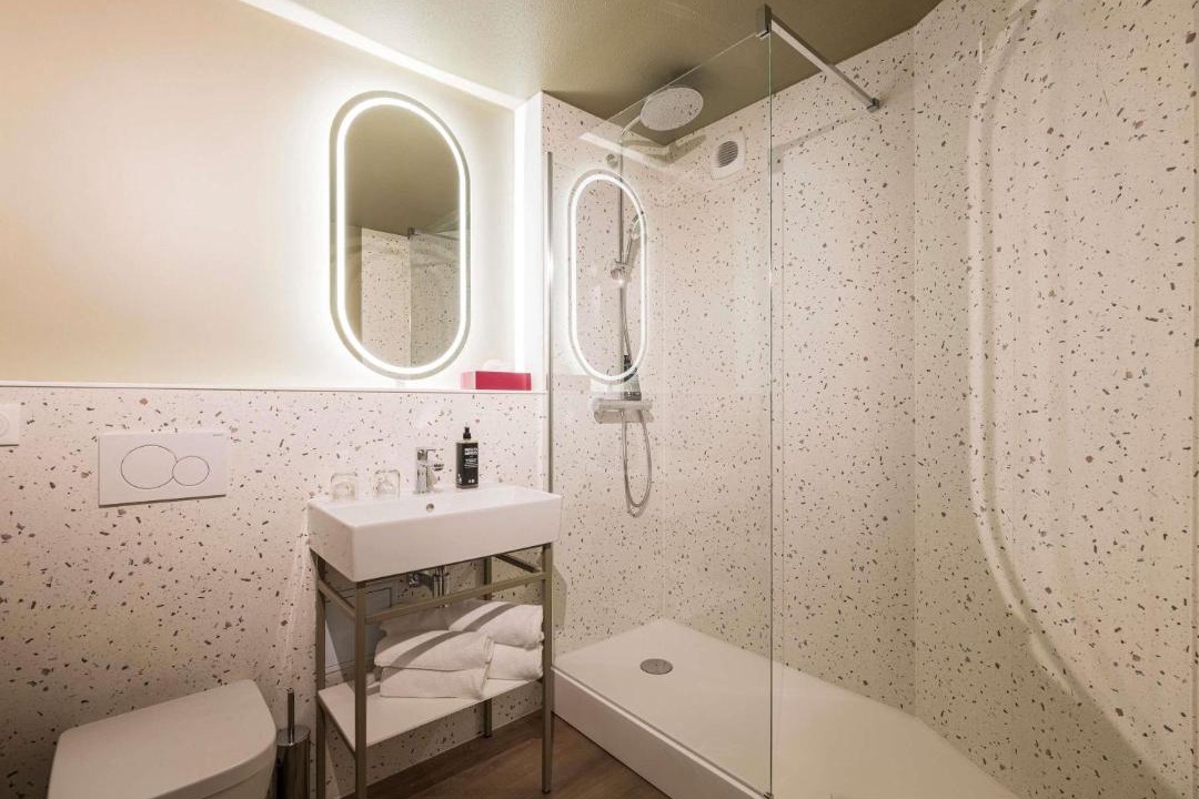 Photo of Bathroom in Novel