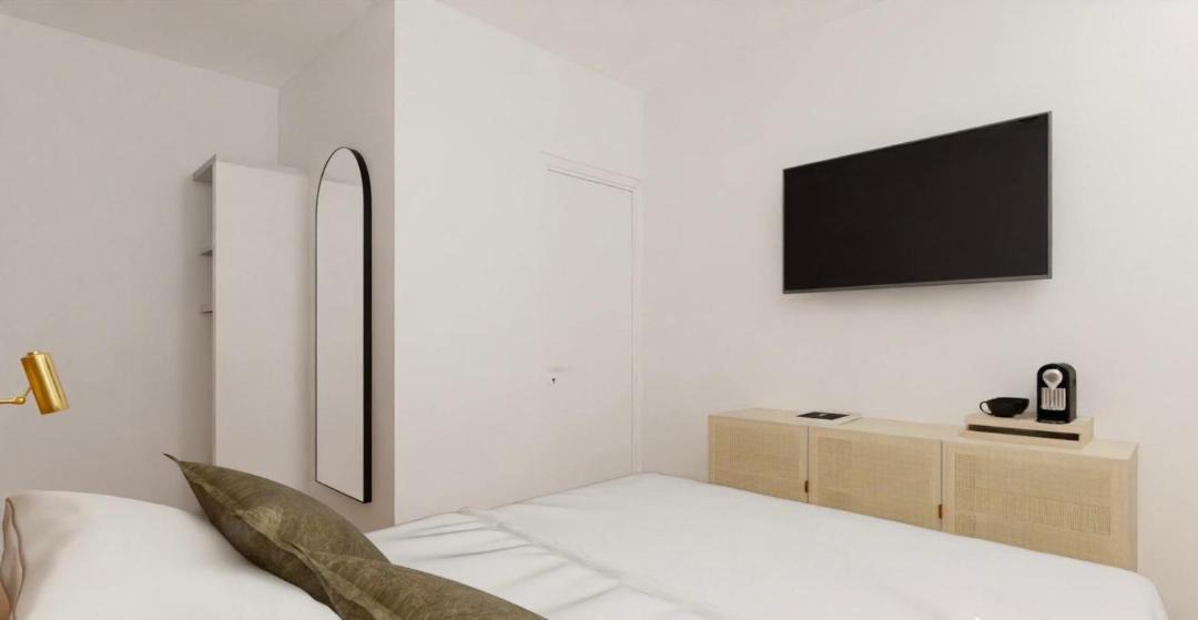 Photo of Bedroom in Cannes City Centre