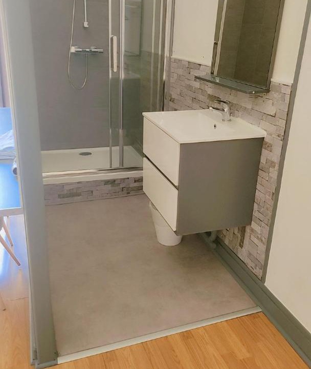 Photo of Bathroom in Nevers