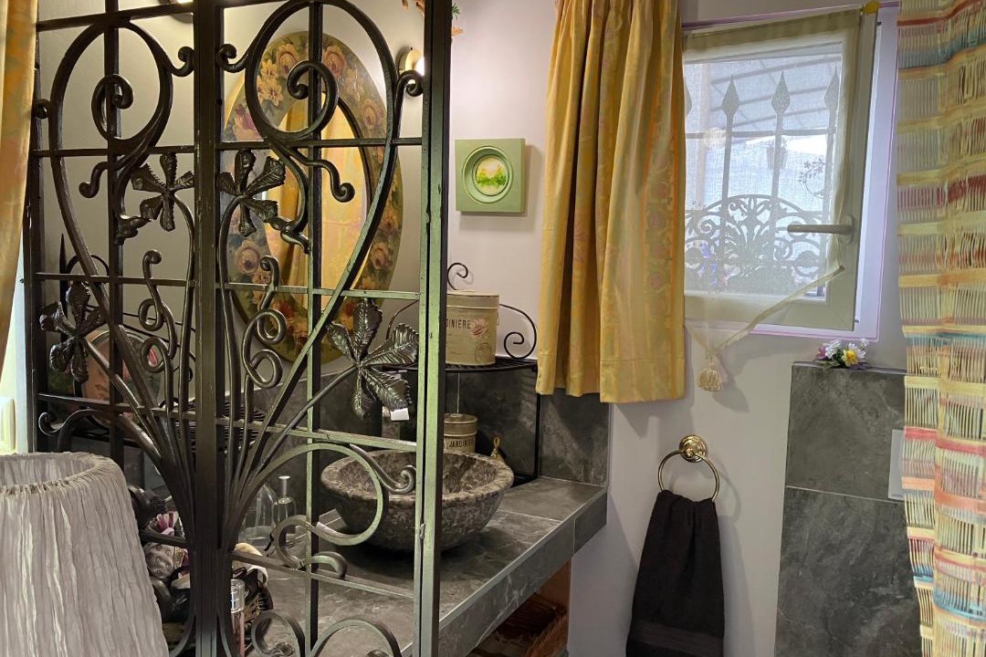 Photo of Bathroom in Paradou