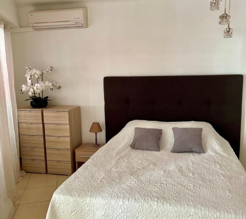 Photo of Bedroom in Juan-les-Pins
