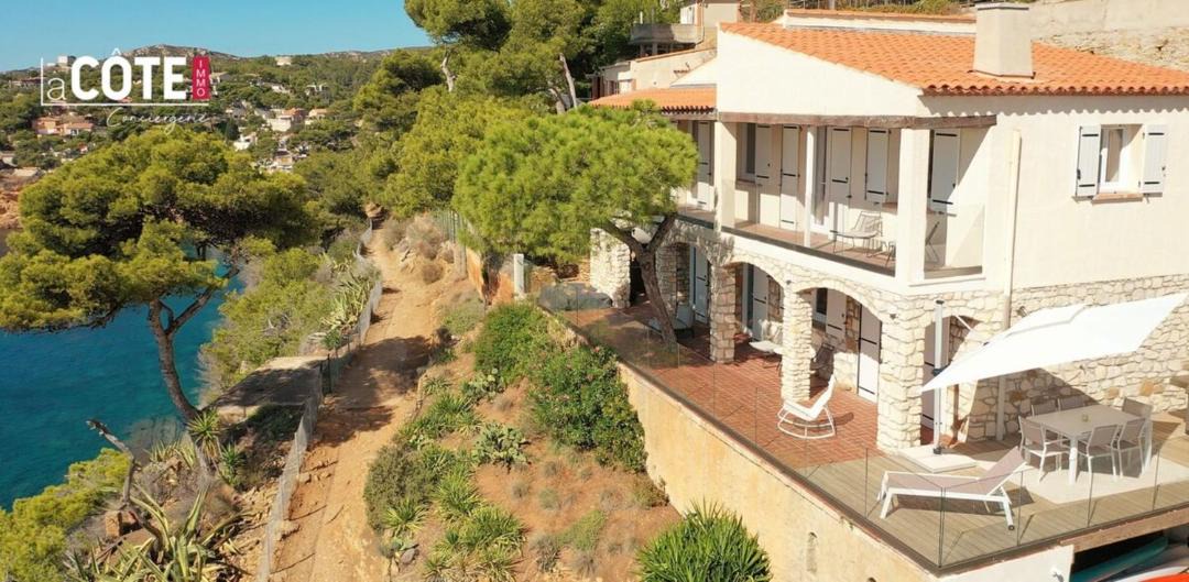 Photo of Patio Balcony in Ensues-la-Redonne