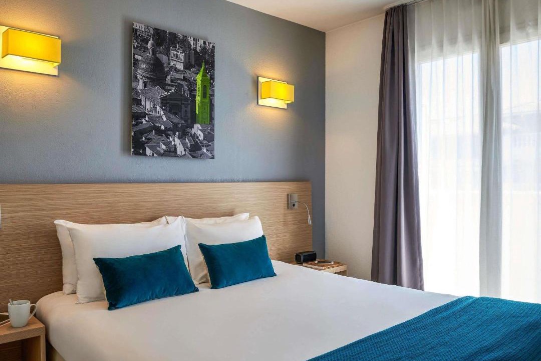 Photo of Bedroom in Les Baumettes