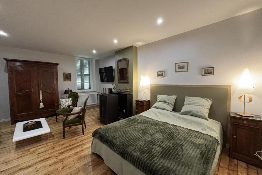 Photo of Bedroom in Souvigny