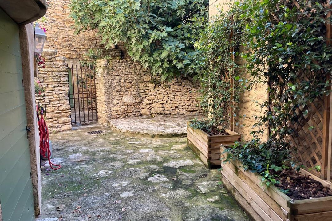 Photo of Others in Cabrieres-d'Avignon