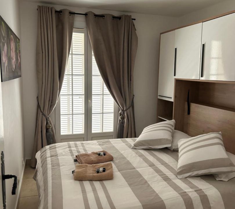 Photo of Bedroom in Porquerolles