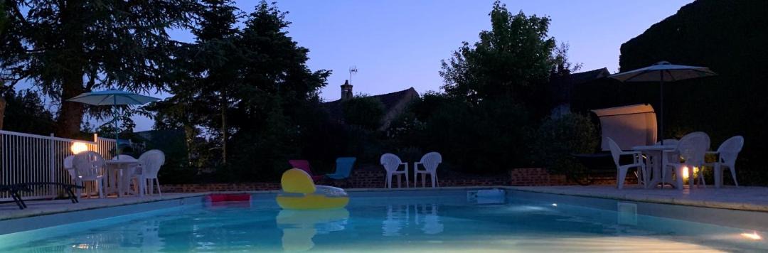 Photo of Others in Avallon