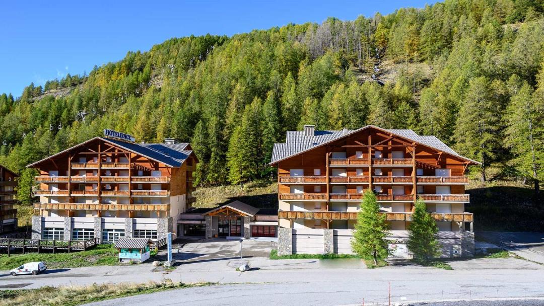 Photo of Others in Allos