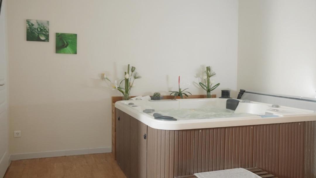 Photo of Bathroom in Le Lavandou