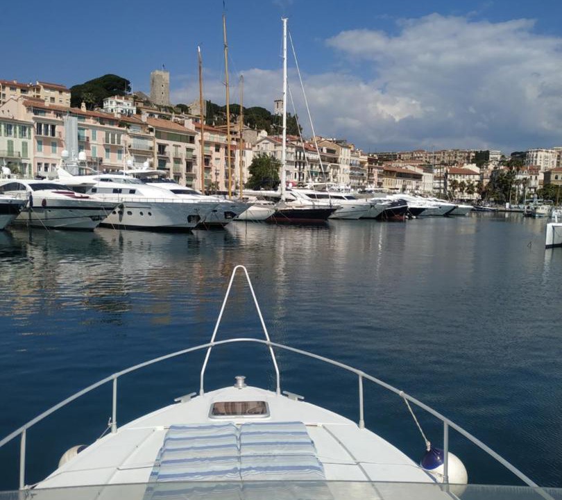 Photo of Others in Cannes Old Town