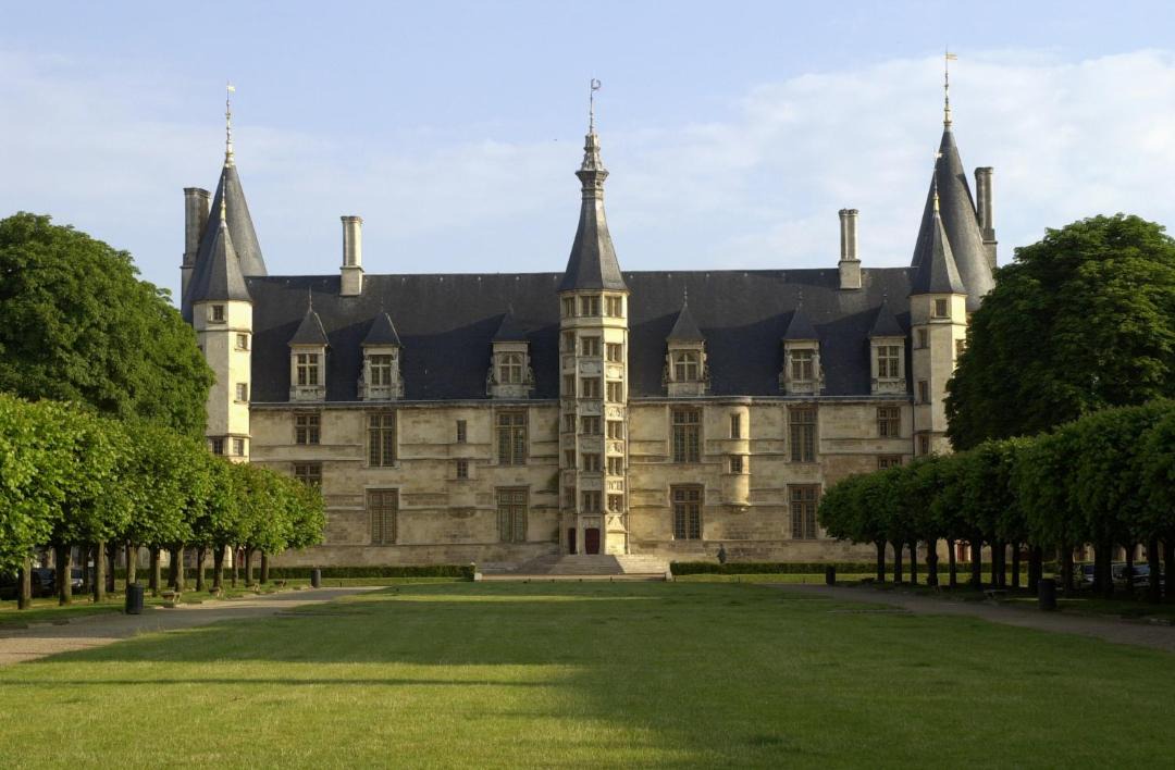 Photo of Others in Nevers